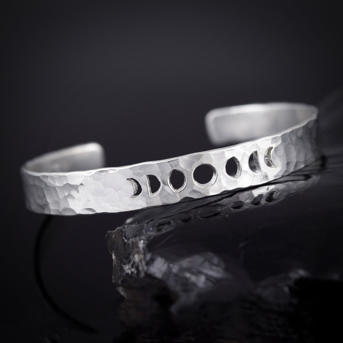 Moon_Phase_cuff_1200x1200.jpg?