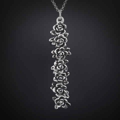 7 Rose Necklace