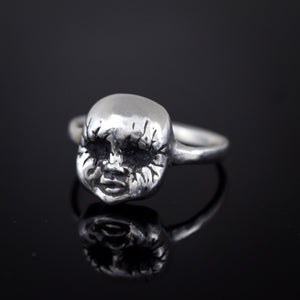 Baby Face Ring with Cracks