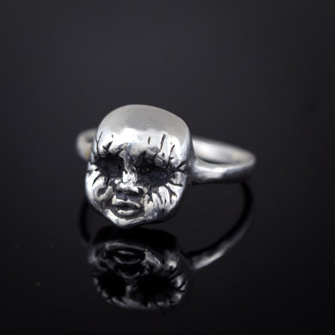 Baby Face Ring with Cracks