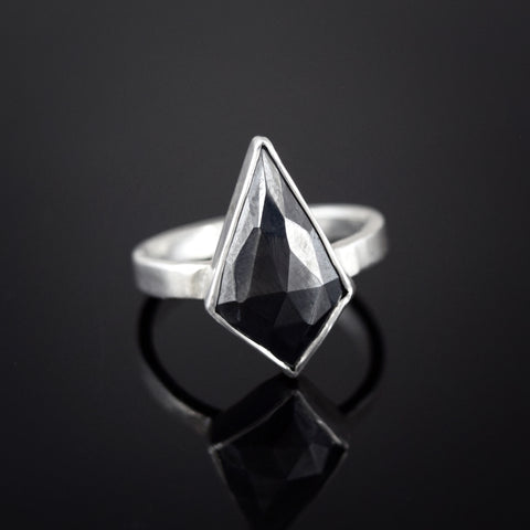 Kite Hematite Ring
