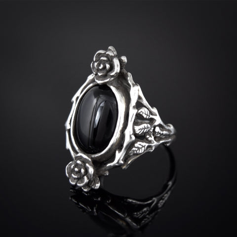 Mini Rose Ring with Onyx Stone