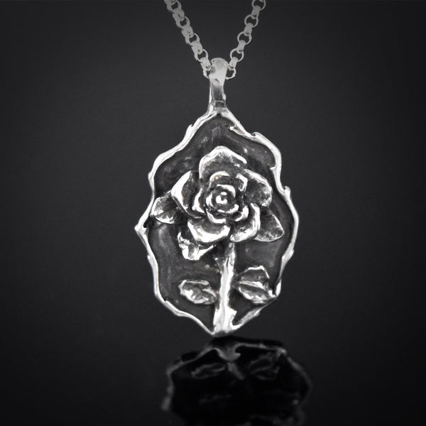 Thorn Frame Rose Necklace ~ Oval