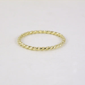 Twist Gold Ring