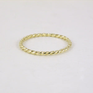 Twist Gold Ring