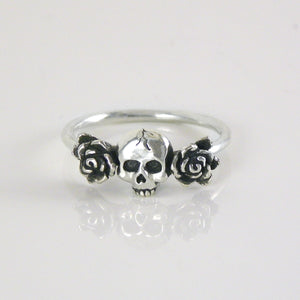 Mini Skull Rose Ring